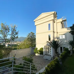 احجز هنا